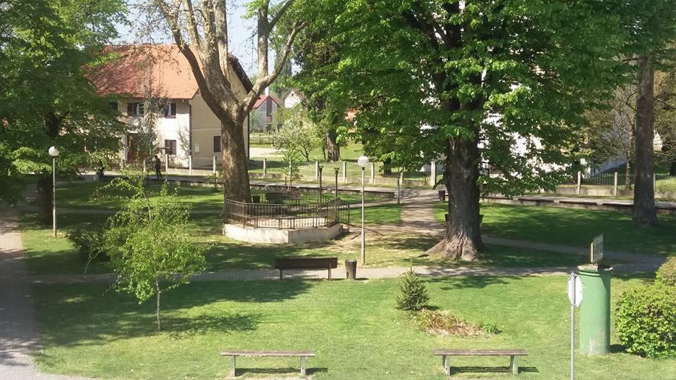 Kod Ribica Bed & Breakfast Jasenovac Exterior photo